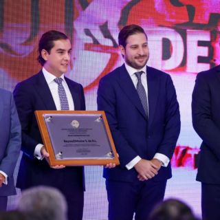 Canaco Guadalajara entrega reconocimientos a empresas