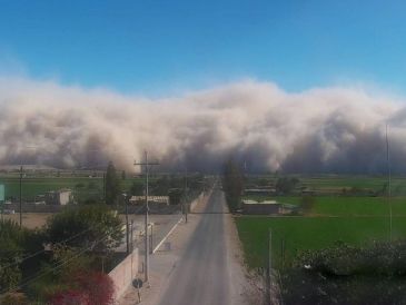 El Servicio Nacional de Meteorología e Hidrología del Perú prevé que este fenómeno persista hasta el domingo, con nubosidad, niebla y lloviznas en varias regiones. EFE/ Agencia Andina.