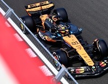 Oscar Piastri firmó el mejor tiempo en la FP3: 1:14.916, por delante del británico Lando Norris y del monegasco Charles Leclerc. EFE / B. Bodnar