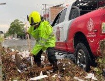 Protección Civil y Bomberos de Guadalajara, junto con personal de distintas dependencias municipales, realizaron recorridos por varios puntos de la ciudad para verificar los daños. X / @GuadalajaraGob 