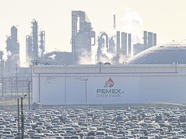 La refinería Deer Park de Pemex, ubicada en Texas, el 8 de abril de 2025, en plena volatilidad global. AFP