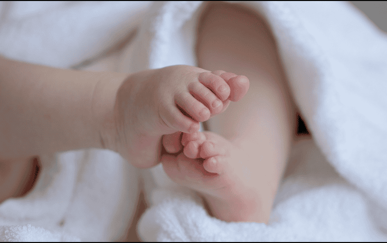 El sábado 26 de julio  Lindsey Pierce, de 35 años, y Tim Pierce, de 34 años, recibieron a su hijo Thaddeus Daniel Pierce. ESPECIAL