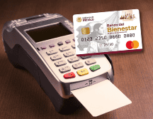 Si quieres consultar más de cerca el saldo y movimientos de tu tarjeta, puedes descargar la aplicación móvil del Banco del Bienestar. ESPECIAL / CANVA