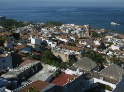 Puerto Vallarta es uno de los municipios con diversos destinos de playa ideales para visitar en vacaciones de verano. EL INFORMADOR / ARCHIVO