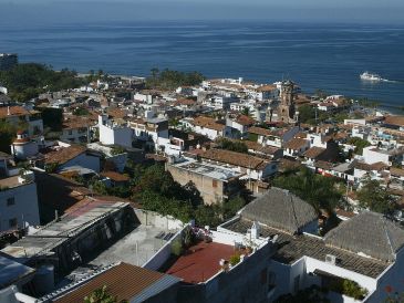 Puerto Vallarta es uno de los municipios con diversos destinos de playa ideales para visitar en vacaciones de verano. EL INFORMADOR / ARCHIVO