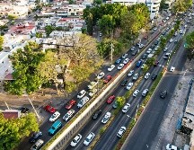 Juan Manuel Chávez Ochoa expuso que el acceso sur de la ciudad, por donde transita López Mateos, es utilizado diariamente por más de 150 mil vehículos, 23 rutas de transporte público y más de 4 mil tractocamiones proveniente del puerto de Manzanillo. EL INFORMADOR / ARCHIVO