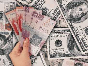 Debido a factores como la oferta y la demanda, además de eventos globales, la cotización del dólar puede fluctuar a lo largo del día. ESPECIAL