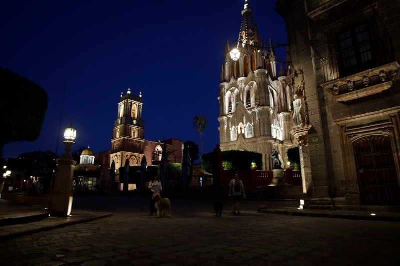 Las  fortalezas de San Miguel de Allende son su arquitectura colorida y el ambiente artístico del lugar. NTX / ARCHIVO 