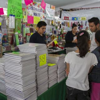 Tips para ahorrar en útiles, uniformes y material escolar en este regreso a clases