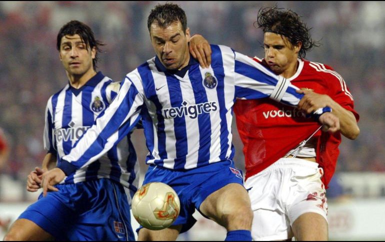 Costa, un defensa central que disputó 50 partidos con la selección de Portugal, era el actual director deportivo del Porto. EFE/ A. COTRIM.