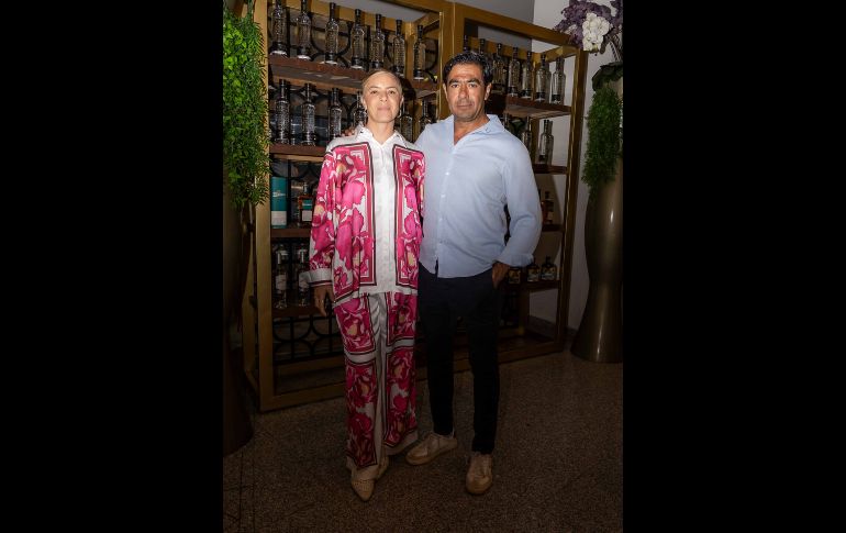 Michelle Pourroy y Pepe Saldaña. GENTE BIEN JALISCO / J. Soltero