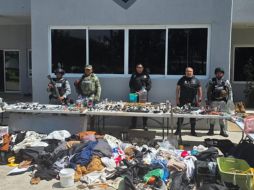 Todo lo asegurado fue puesto a disposición del agente del Ministerio Público, quien abrió carpetas de investigación. ESPECIAL