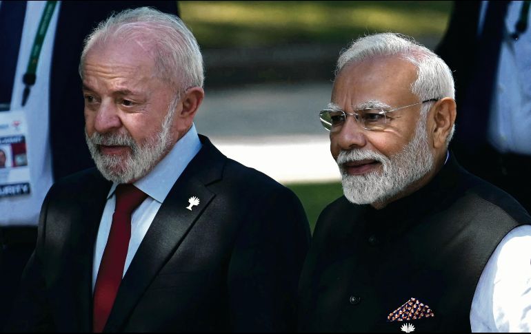 El presidente de Brasil, Lula da Silva, y el primer ministro de India, Narendra Modi, posan para una fotografía durante la cumbre de los BRICS, en Río de Janeiro, Brasil, el 6 de julio de 2025. AFP