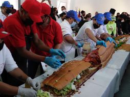 En 2024 llegó a medir 76 metros y a pesar cerca de 950 kilos, pero este año la meta es superar esas marcas. SUN/ARCHIVO