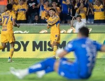 Ángel Correa celebra su gol, el cuarto de los Tigres. EFE/M. Sierra