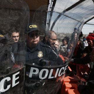 Gobierno de Trump afirma que ha arrestado a más 300 mil indocumentados desde enero