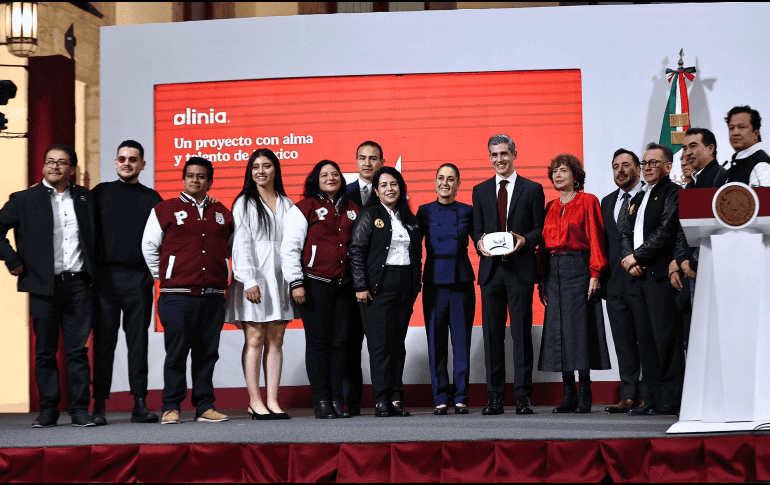 Además de los vehículos Olinia, también se presentaron avances del proyecto Kutsari sobre el diseño de semiconductores. SUN / B. Fregoso