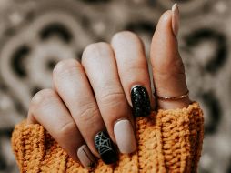 ¿Qué significa elegir uñas cuadradas? Según la psicología. UNSPLASH / A. CHRISTINE