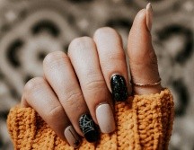 ¿Qué significa elegir uñas cuadradas? Según la psicología. UNSPLASH / A. CHRISTINE