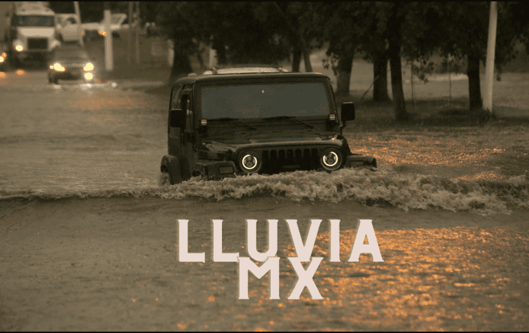 Las lluvias fuertes a puntuales muy fuertes podrían reducir la visibilidad en tramos carreteros, incrementar los niveles de ríos y arroyos, y generar encharcamientos, deslaves e inundaciones. EL INFORMADOR / ARCHIVO