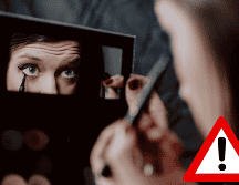 Estas son las consecuencias que puede causar el mal uso del maquillaje de ojos. UNSPLASH / K. SIKKEMA