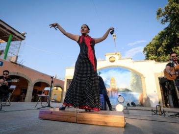 A  D’rumbaos Gipsy Collective se suma la presencia de la bailaora Diana León. CORTESÍA