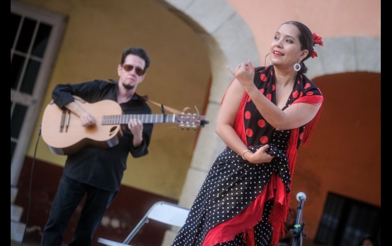 A  D’rumbaos Gipsy Collective se suma la presencia de la bailaora Diana León. CORTESÍA