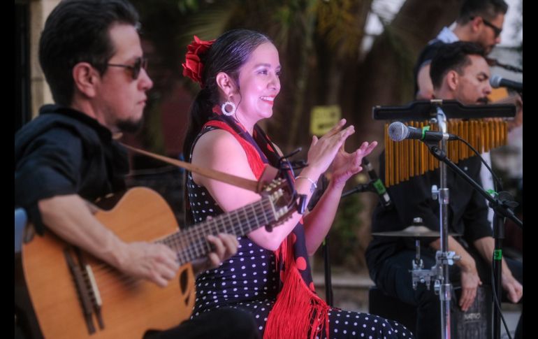 A  D’rumbaos Gipsy Collective se suma la presencia de la bailaora Diana León. CORTESÍA