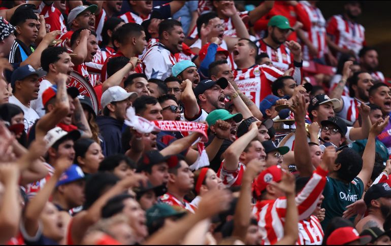La actitud de los jugadores y las decisiones de la directiva tienen descontenta a la porra del Guadalajara. IMAGO7/C. Hernández