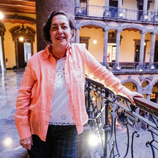 Carmen Villoro convierte lo cotidiano en humor literario