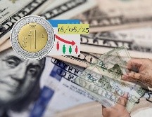El peso mexicano pierde ventaja de apertura frente al dólar en las primeras horas de este 18 de agosto de 2025.