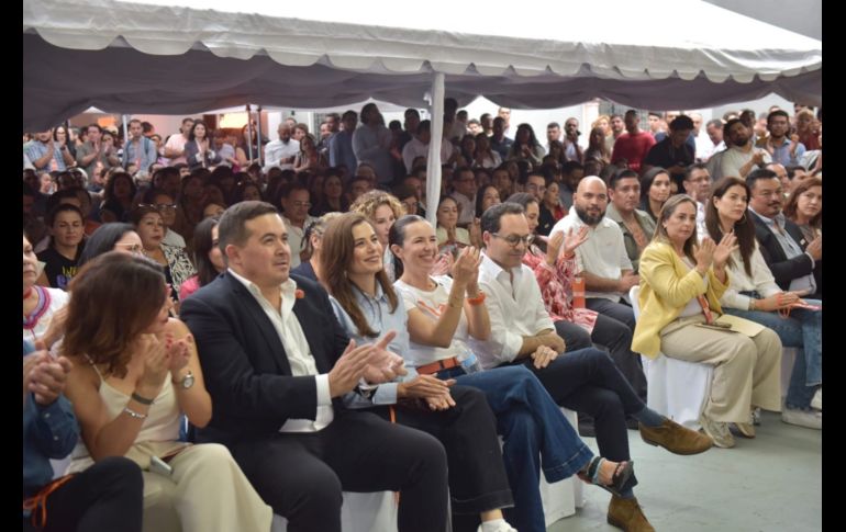 Movimiento Ciudadano Jalisco realizó un total de 13 asambleas en los 20 distritos electorales del Estado, demostrando la unidad de sus integrantes, a estos encuentros asistieron aproximadamente 12 mil 500 militantes y simpatizantes del partido. CORTESÍA