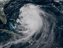 Las alertas por corrientes marinas se extendieron desde Florida hasta Nueva Inglaterra, mientras que la ciudad de Nueva York cerró sus playas. AP