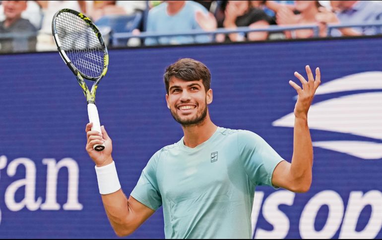 Carlos Alcaraz podría verse de nueva cuenta ante Jannik Sinner en la final. AFP/Y. Iwamura