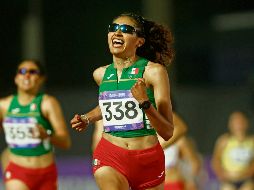 Dafne Juárez acumula dos oros en el atletismo en Asunción 2025.