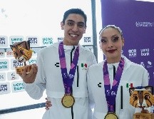 Diego Villalobos demostró su elegancia y talento dentro de la piscina del Centro Acuático Olímpico de Asunción, acompañado de Nayeli Mondragón. ESPECIAL