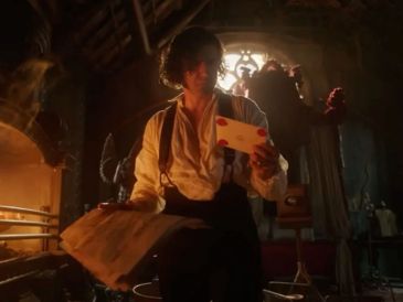 El estreno de Frankenstein se perfila como un punto de discusión dentro de la industria. Si logra atraer suficientes espectadores durante sus escasas semanas en cartelera, podría abrir el debate sobre la necesidad de ampliar la permanencia de producciones de gran envergadura en salas de cine. ESPECIAL/NETFLIX