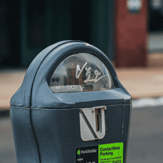 CDMX: ¿De cuánto es la multa por no usar parquímetro?