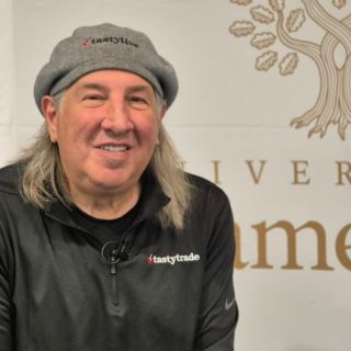 Educación financiera para todos, más allá de presupuestos y tarjetas: Tom Sosnoff