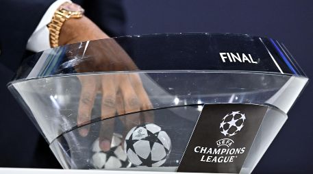 Los equipos se distribuirán en cuatro bombos para el sorteo, y cada equipo se enfrentará a dos de cada uno de los otros cuatro bombos. AFP / ARCHIVO