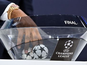 Los equipos se distribuirán en cuatro bombos para el sorteo, y cada equipo se enfrentará a dos de cada uno de los otros cuatro bombos. AFP / ARCHIVO