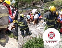 Oficiales de Protección Civil y Bomberos de Guadalajara rescataron a tres jóvenes lesionados en la Barranca de Huentitán. ESPECIAL / FACEBOOK Protección Civil y Bomberos GDL