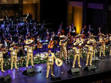 El público que en un principio fue un espectador silencioso, atento a cada cuerda, cada exhalación y cada nota de la Orquesta Filarmónica de Jalisco, bajo la dirección de Enrique Radillo. EL INFORMADOR / A. Navarro