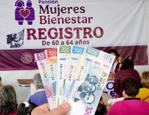 Para este 2025, la Secretaría del Bienestar incrementó los montos de las pensiones en comparación con el año anterior. ESPECIAL / Programas del Bienestar y CANVA