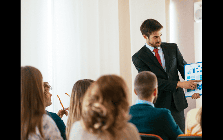 Esta modalidad de doble titulación va más allá de obtener dos títulos en corto tiempo, también es una inversión estratégica. CORTESÍA