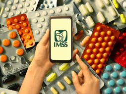 Todos los derechohabientes del IMSS, ISSSTE e IMSS Bienestar que enfrenten desabasto de medicamentos pueden utilizar la herramienta para asegurarse de recibir sus tratamientos completos. ESPECIAL / CANVA