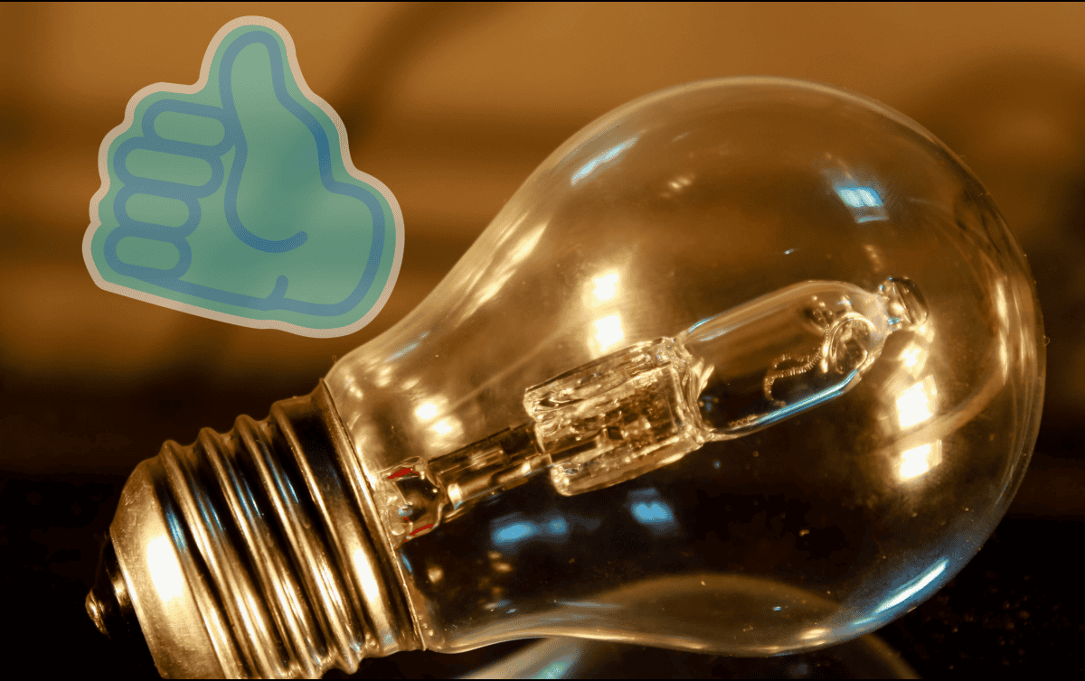 Si desenchufar parece demasiado difícil, revisar regularmente tus configuraciones y desactivar cualquier función extra que no estés usando y que podría estar consumiendo energía también ayuda. ESPECIAL / Canva