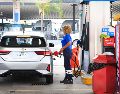 El litro de gasolina Premium ha aumentado desde inicios del año y ahora está entre 27 y 28 pesos. EL INFORMADOR/J. Acosta