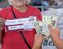 Septiembre comenzó con la entrega de la Pensión Bienestar para adultos mayores y otros programas sociales. ESPECIAL / EL INFORMADOR y CANVA