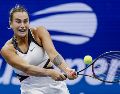 Sabalenka confirma su supremacía en pista rápida, al haber disputado las seis últimas finales en la superficie y conquistar títulos tanto en Australia como en Nueva York. EFE.